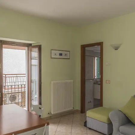 Casa Salmone Daire Porto SantʼElpidio