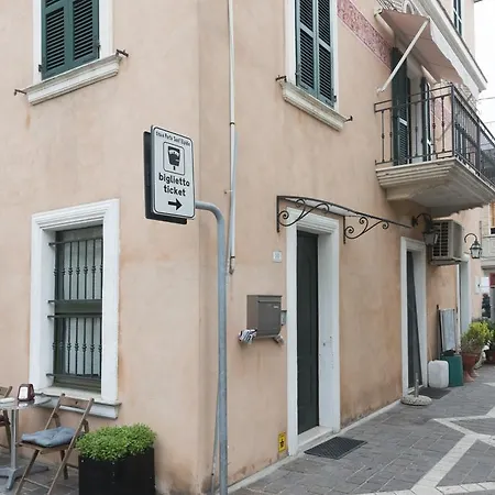 Casa Salmone Porto SantʼElpidio